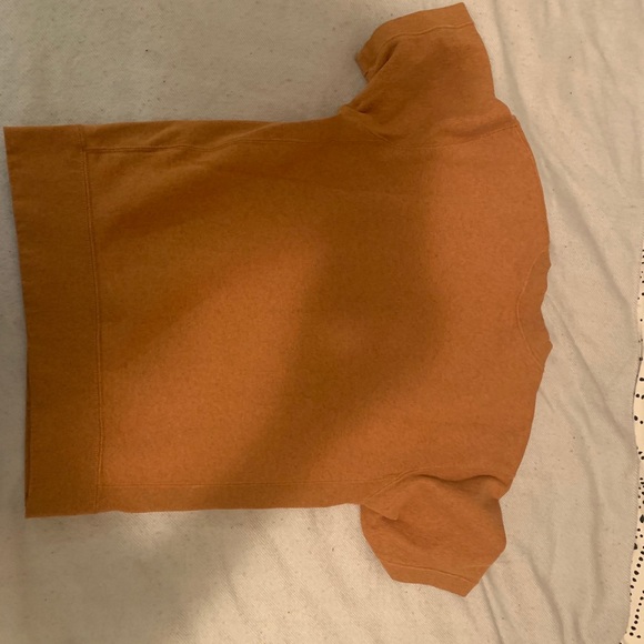 Uniqlo mustard yellow small t shirt - Picture 3 of 3